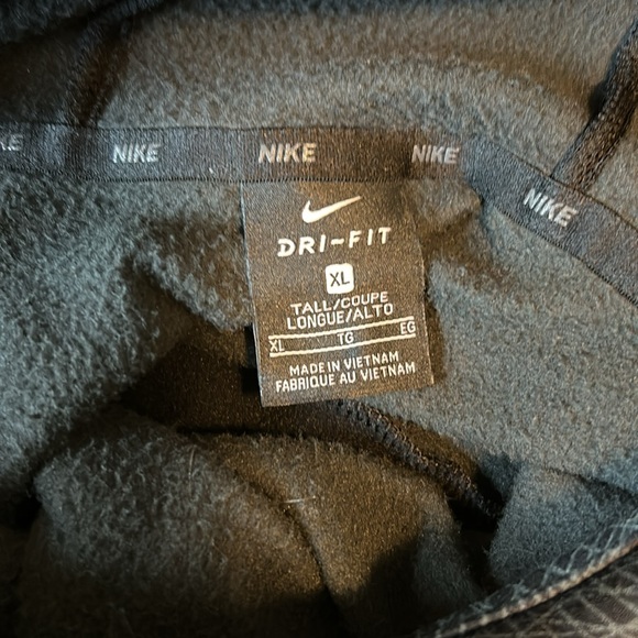 Nike Dri-Fit black hoodie size XL. Fleece like polyester - Picture 11 of 13
